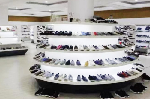Scarpe in poliuretano approvate
