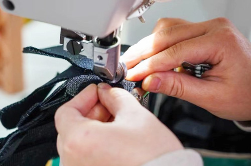 Sviluppo rapido dell'industria calzaturiera WenLing
