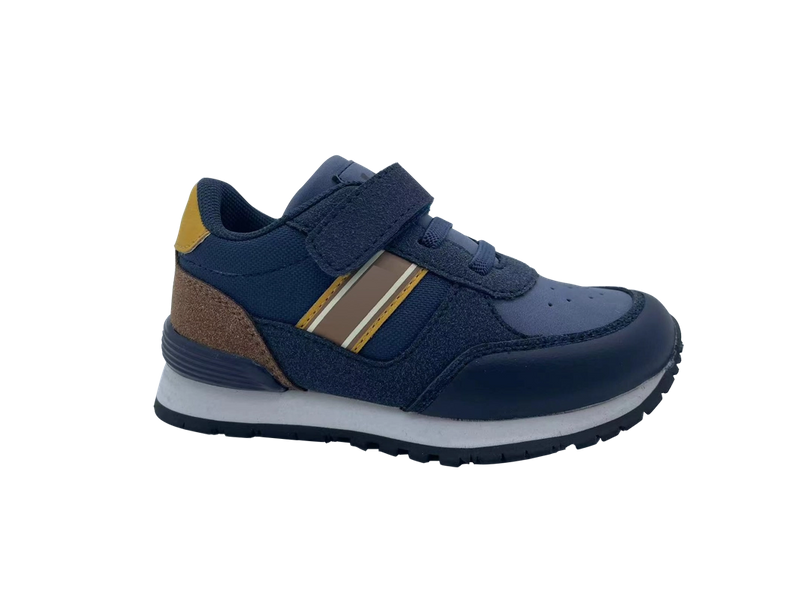 Scarpe da ragazzo squisite e antiscivolo di alta qualità.